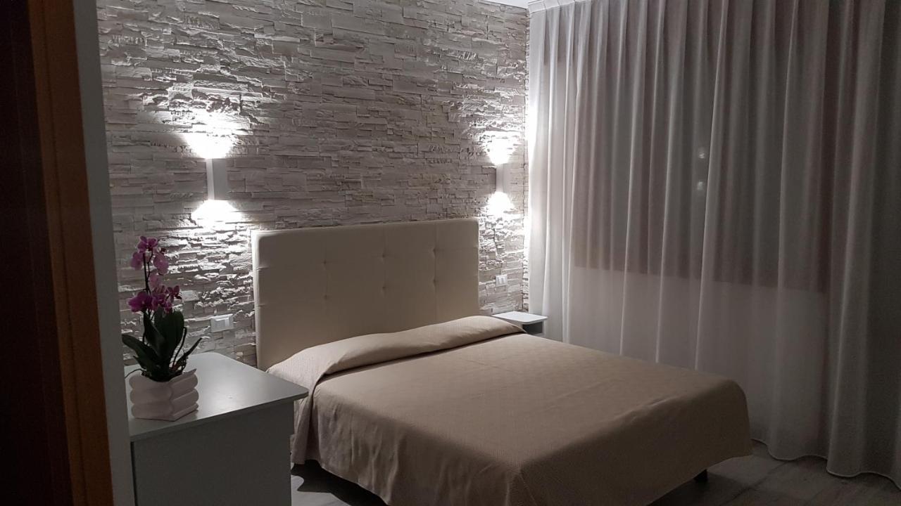Albergo Paris Sottomarina Dış mekan fotoğraf