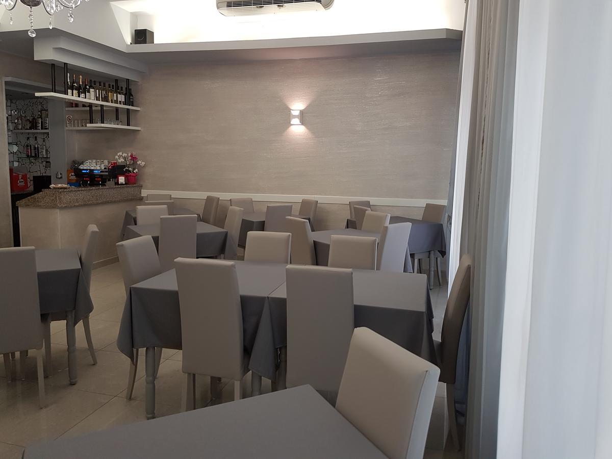 Albergo Paris Sottomarina Dış mekan fotoğraf
