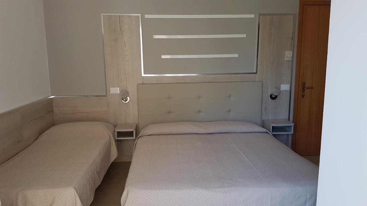 Albergo Paris Sottomarina Dış mekan fotoğraf